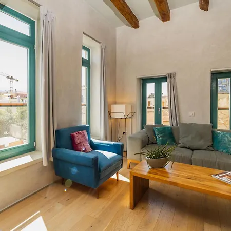 Διαμέρισμα Panaretos Deluxe Maisonette *