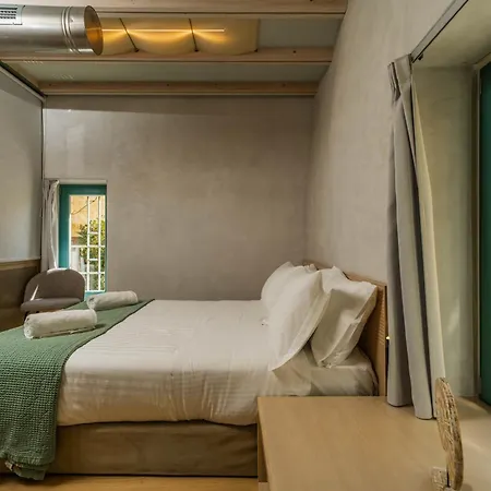 Panaretos Deluxe Maisonette