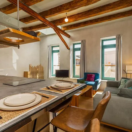 아파트 Panaretos Deluxe Maisonette