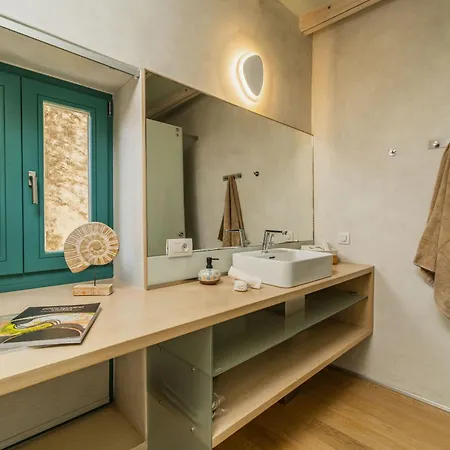 아파트 Panaretos Deluxe Maisonette